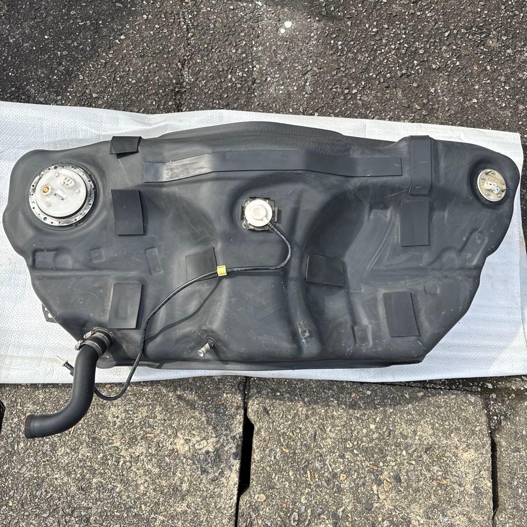 大工さん アルテッツァ 燃料タンク