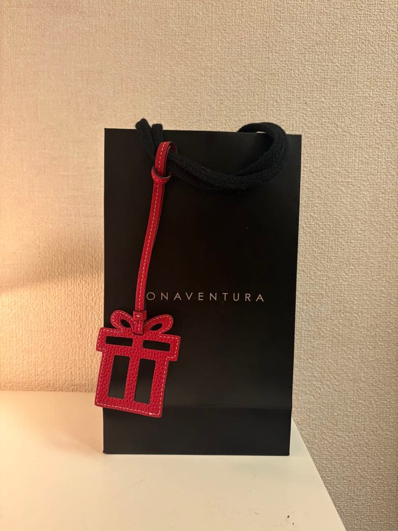 新品未使用　ボナベンチュラ スリーブ付きビジネスカードケース ボッタラートレザー