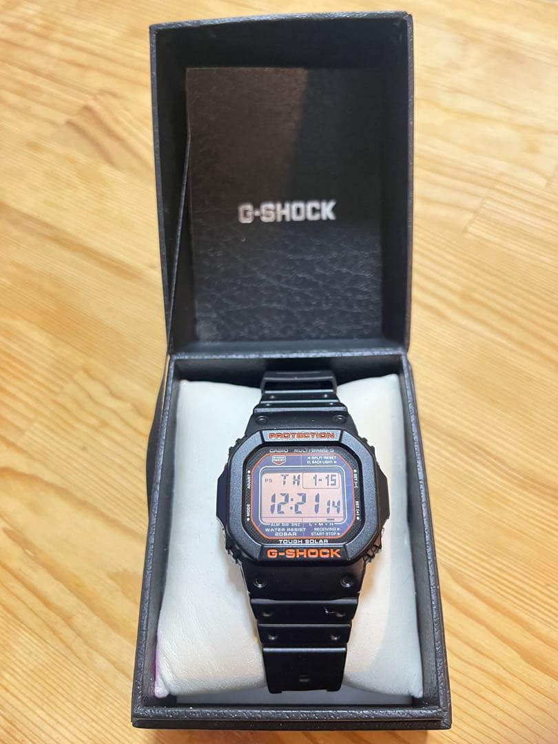 GW-M5610R-1JF G-SHOCK　ブラック腕時計