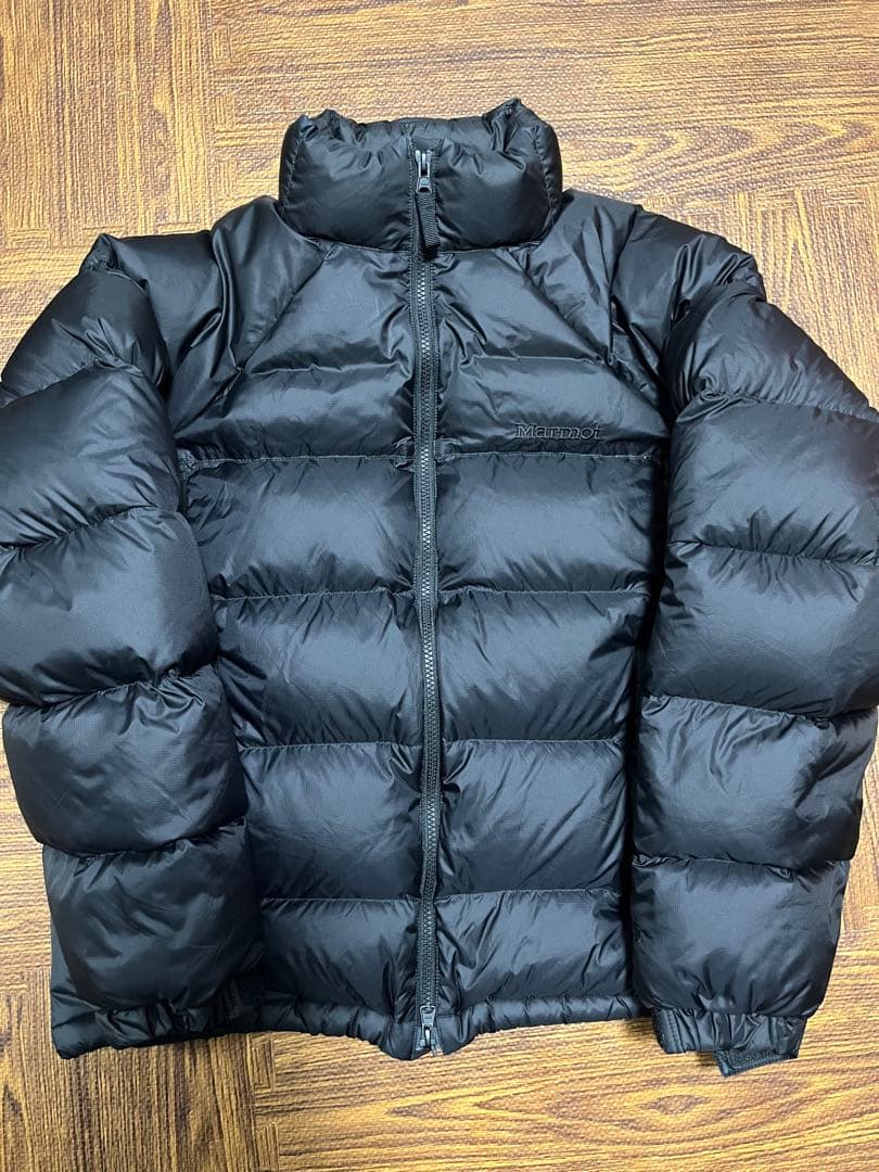 未使用　Marmot ダウンジャケット