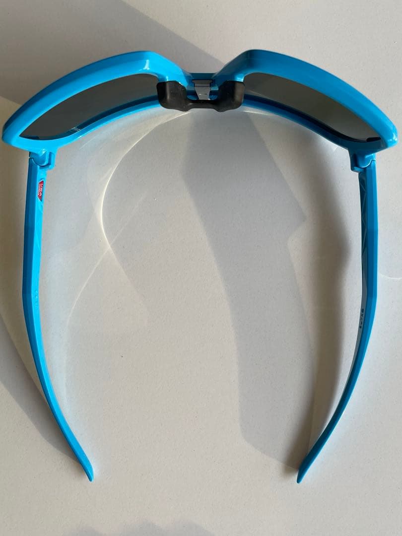 Oakley Sutro オークリースートロ