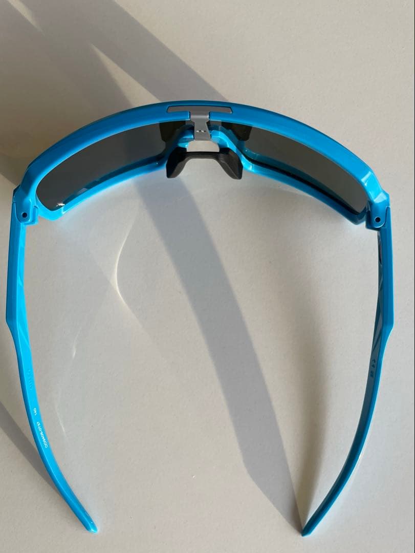 Oakley Sutro オークリースートロ
