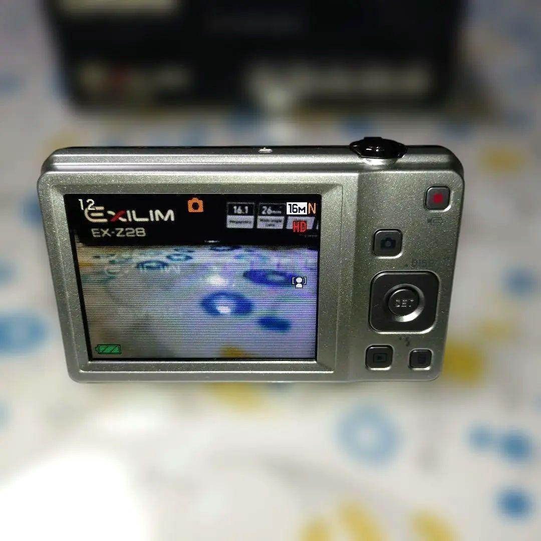 美品　カシオ デジカメ EXILIM　EX-Z28 付属品付き　匿名配送