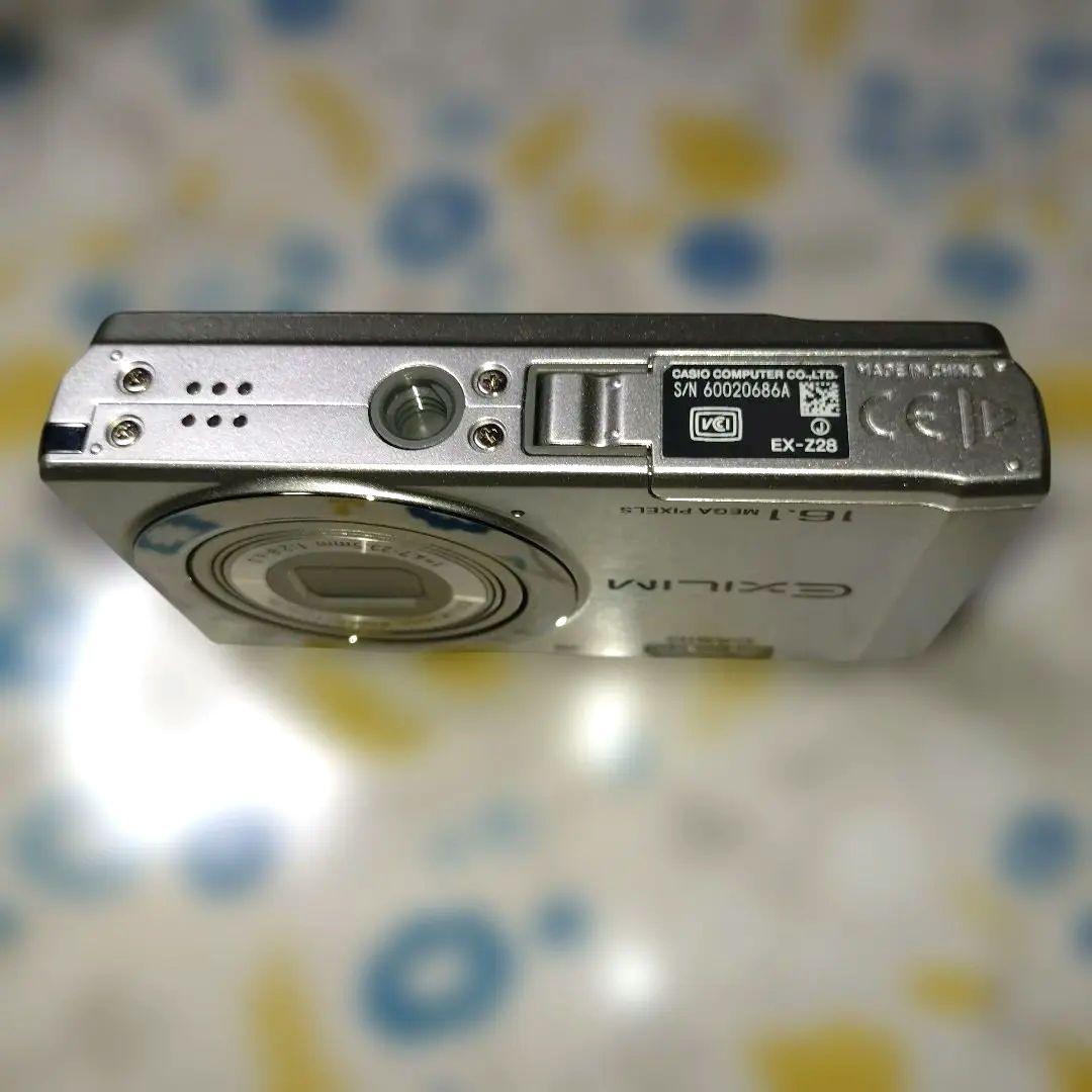 美品　カシオ デジカメ EXILIM　EX-Z28 付属品付き　匿名配送