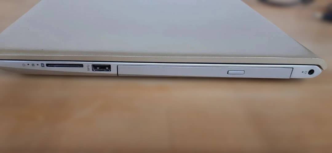 L0206-01 HP Pavilion 15 ノートPC / SSD+HDD