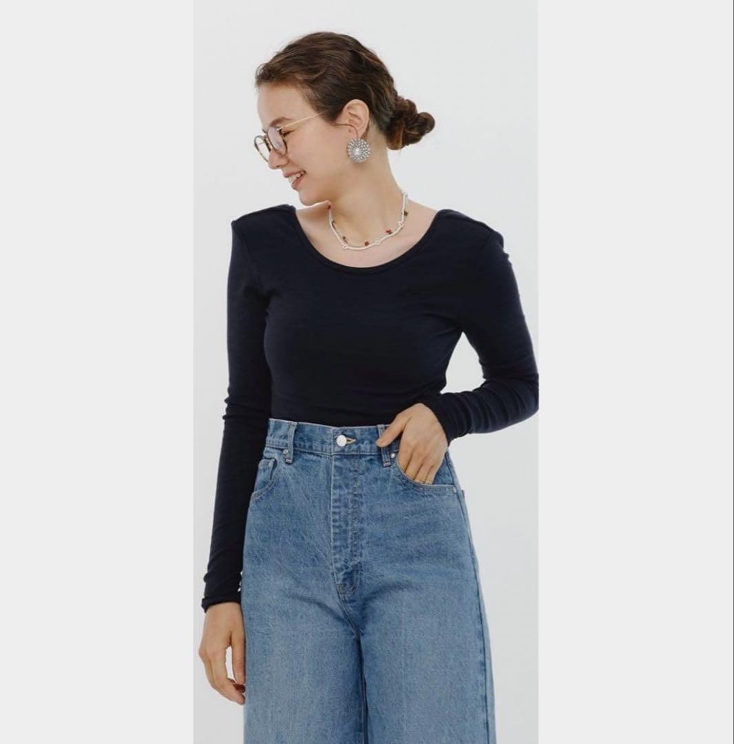 新品未開封 yori バックレスロンTee 肩パッド付き ネイビー 36