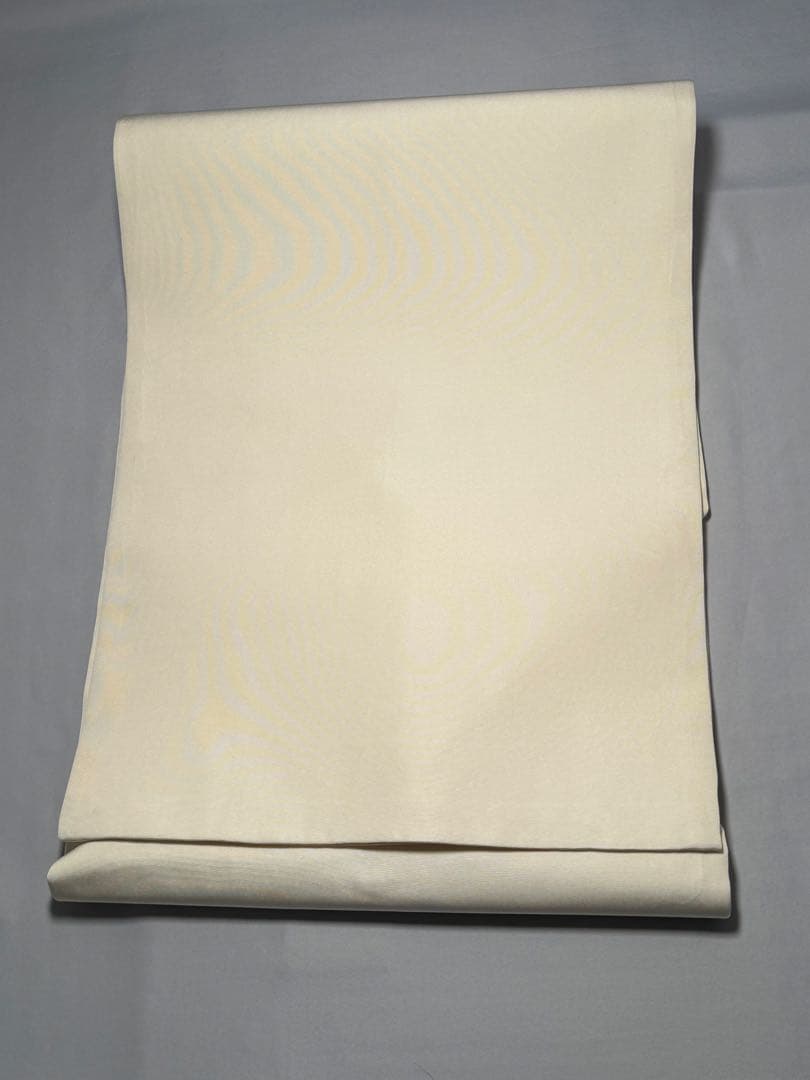 [美品] 塩瀬　名古屋帯　正絹　お太鼓柄　椿　洒落帯　白　カジュアル　小紋　無地