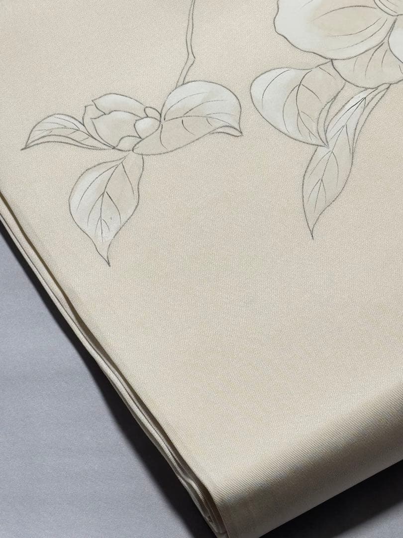 [美品] 塩瀬　名古屋帯　正絹　お太鼓柄　椿　洒落帯　白　カジュアル　小紋　無地