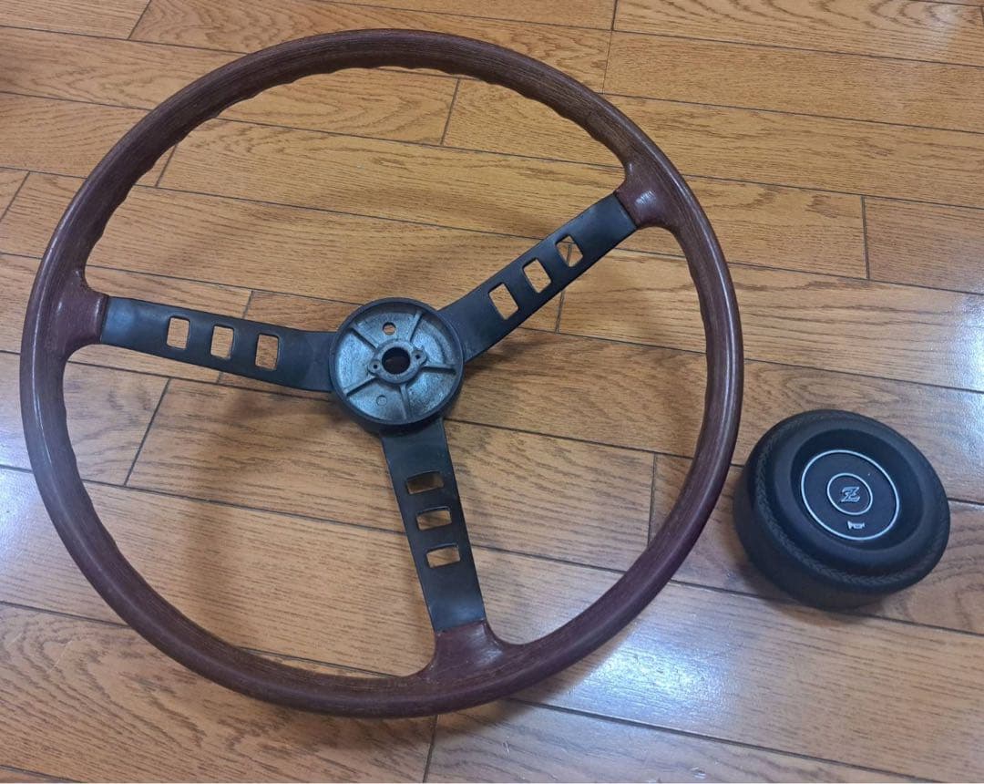 フェアレディZ ステアリング