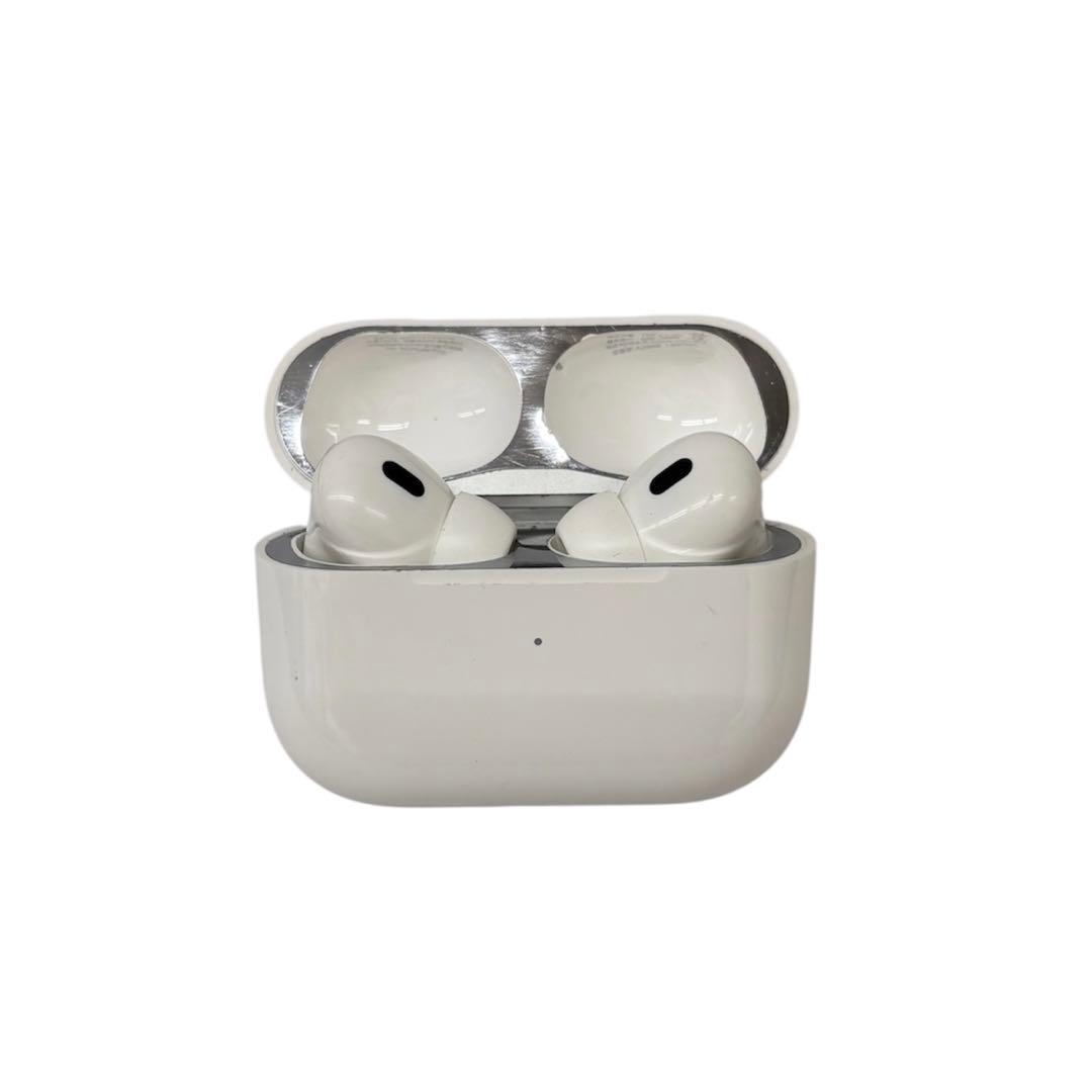 ②AirPods Pro 第二世代　A2968 A3048-3047 イヤホン