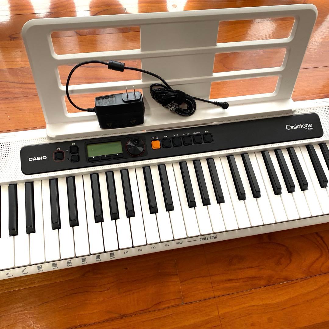 【美品】CASIO CT-S200WE