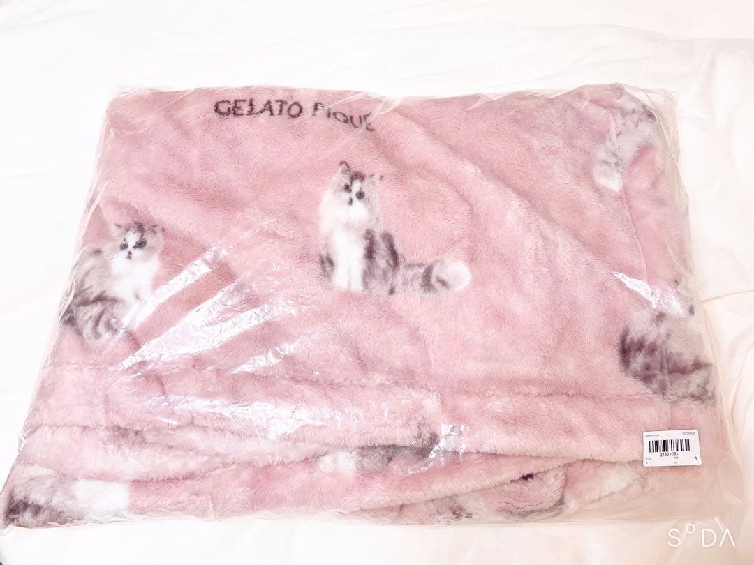 【新品未開封☆】ジェラートピケSleep CAT柄プリント毛布