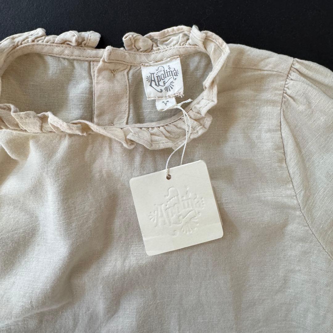 apolina アポリナ 袖刺繍　ブラウス　フリル襟　3-5y