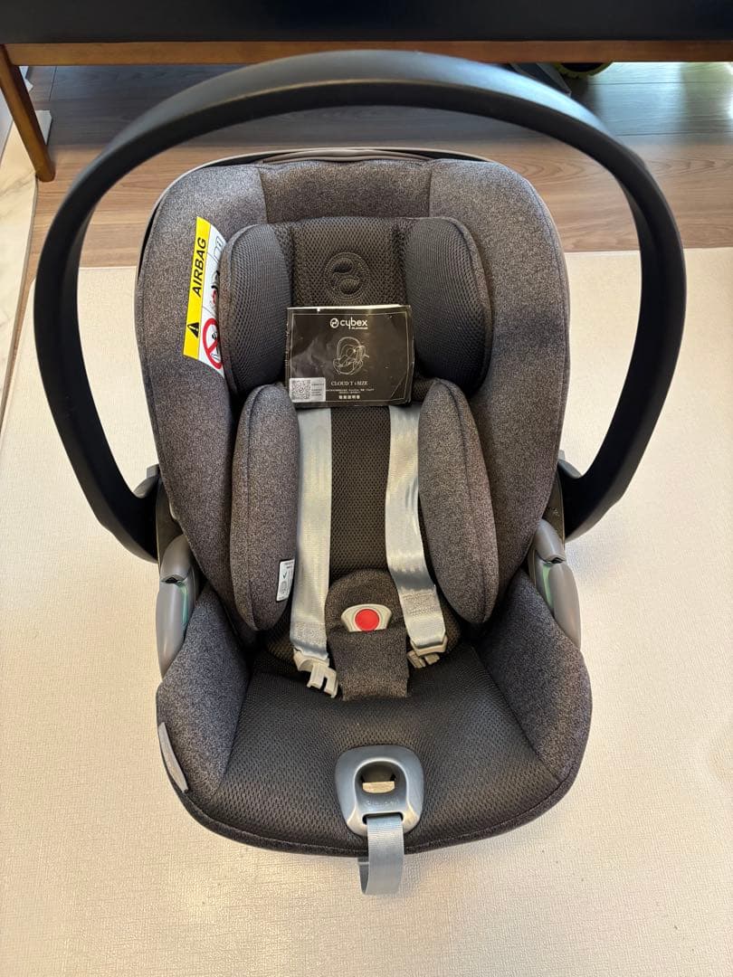 イーグルス: Cybex チャイルドシート Cloud T i-size