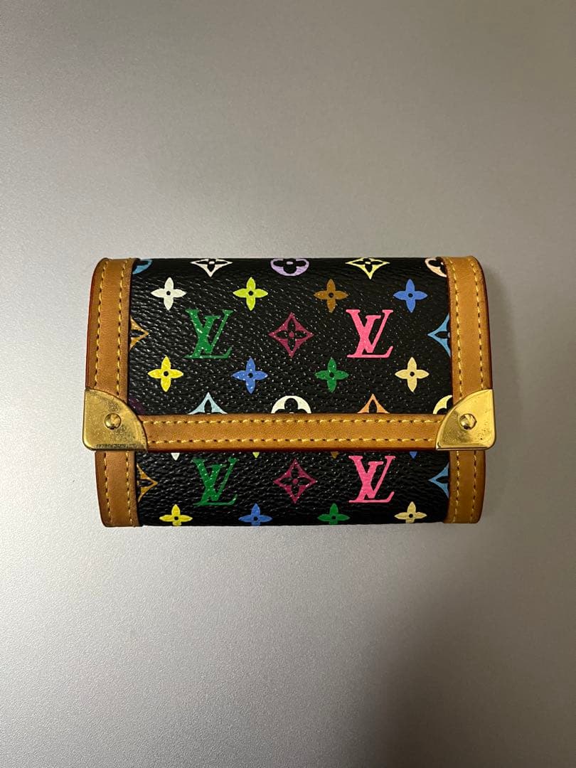 Louis Vuitton ブラック・マルチカラー ケース