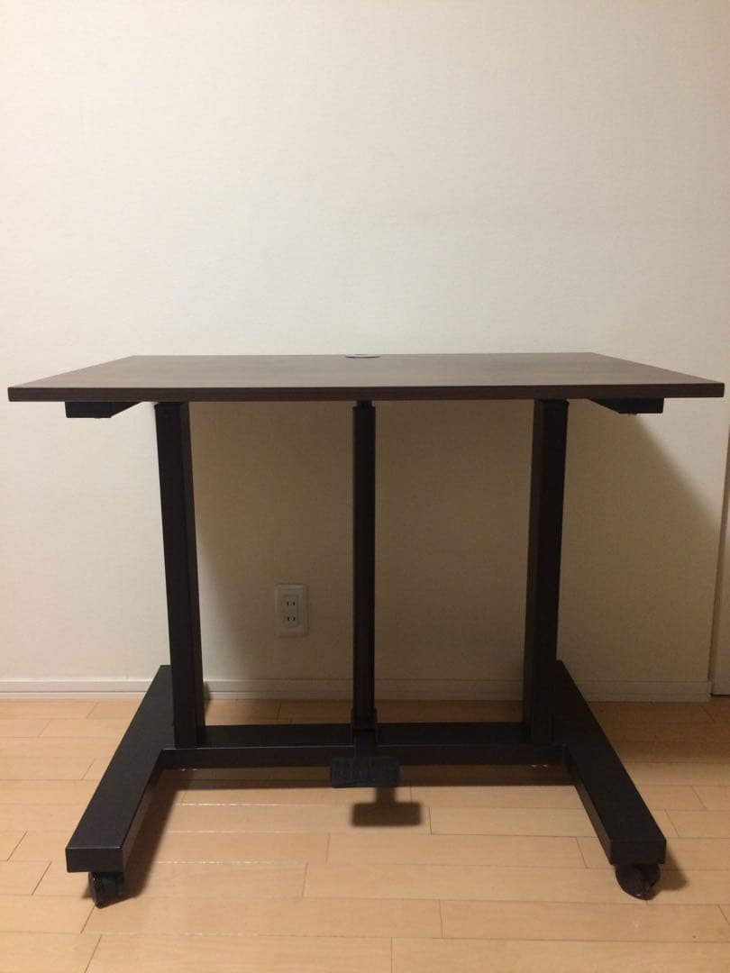 スタンディングデスク