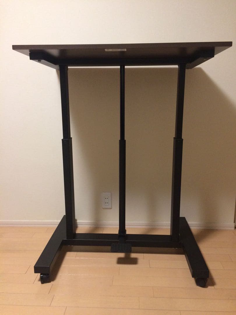 スタンディングデスク