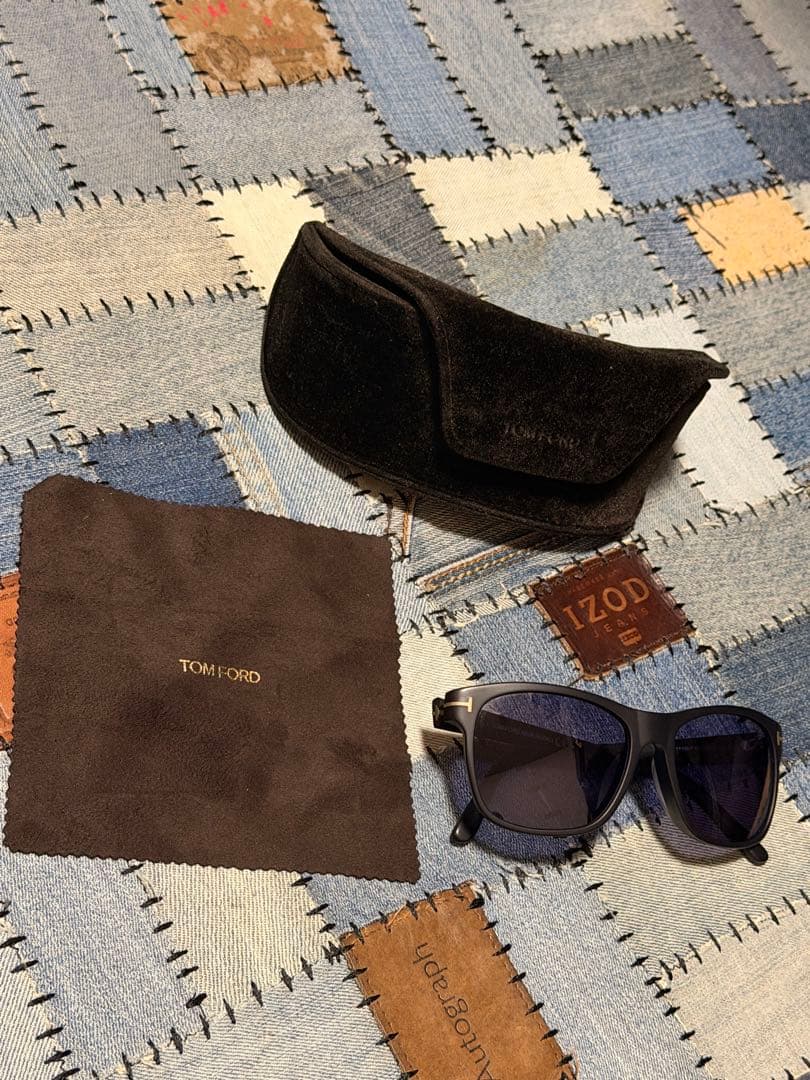 tomford サングラス　TF698-F 02V トムフォード　メガネ