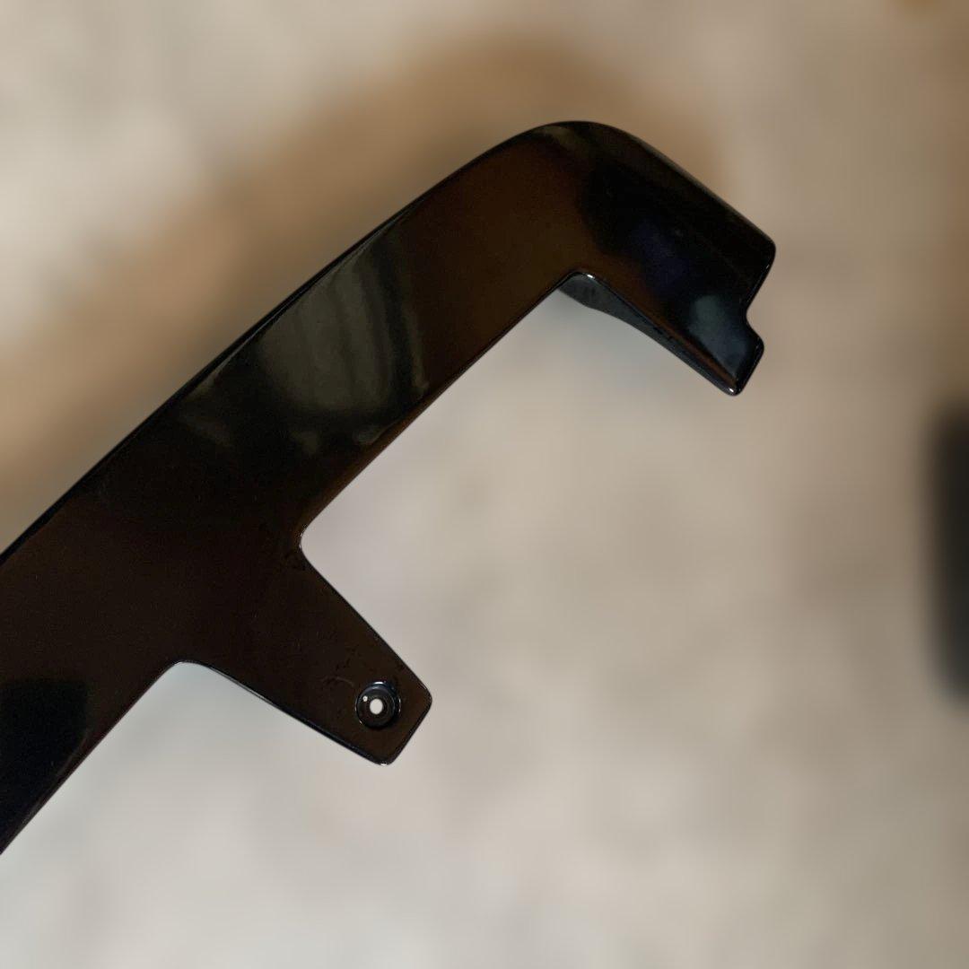 三菱　ミツビシ　デリカD5 純正リアウィング　ブラック　中古品