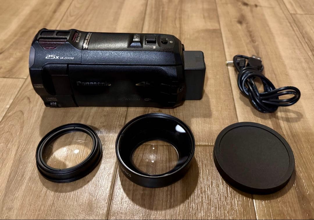 Panasonic HC-WX990M 4Kビデオカメラ　ワイド、マクロレンズ付