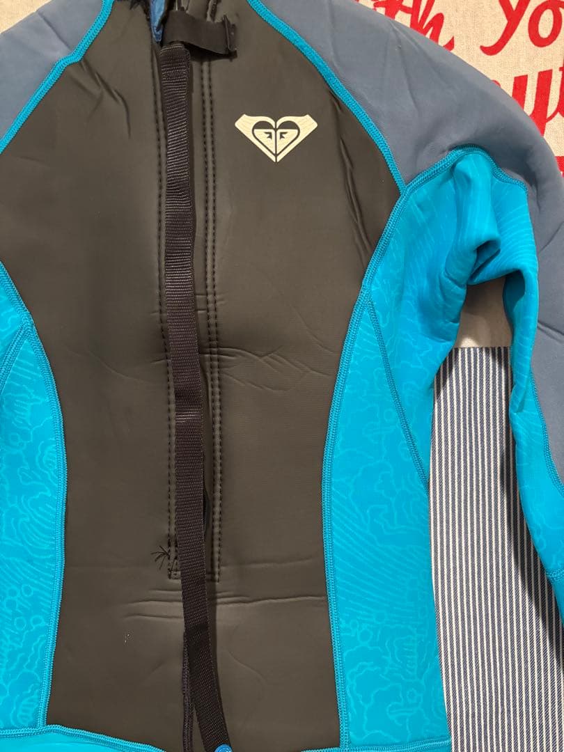 【美品ウェットスーツ】　フルスーツ　ROXY(ロキシー)　Lサイズ