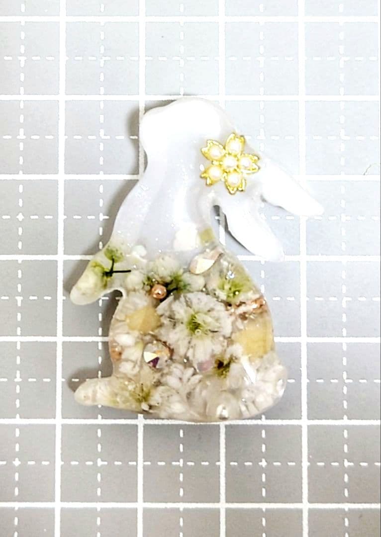 レジン　猫　うさぎ　ヘアゴム　ブローチ　ポニーフック　No.930