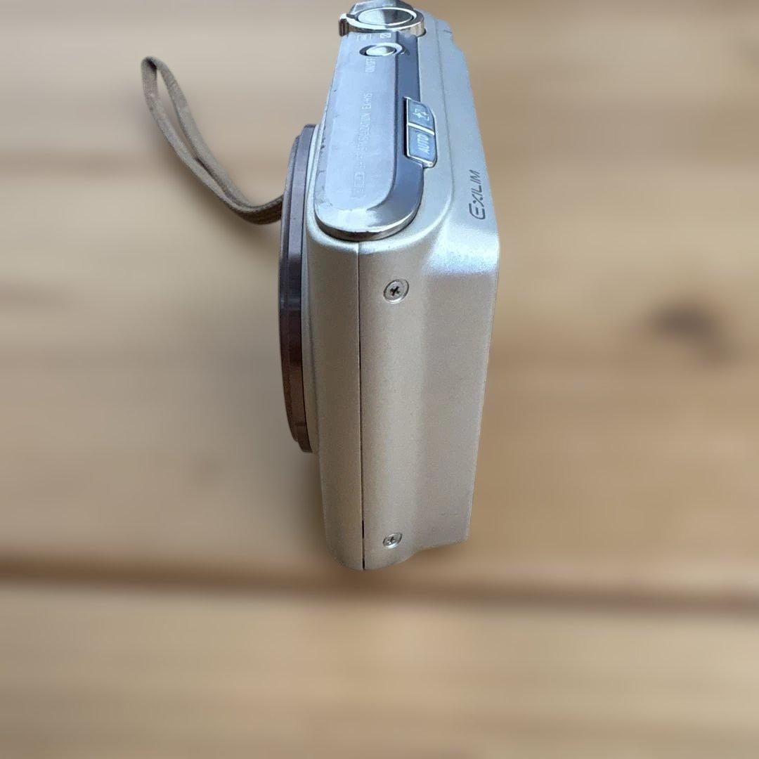 動作未確認 CASIO EXILIM EX-H15 デジカメ 10x カシオ