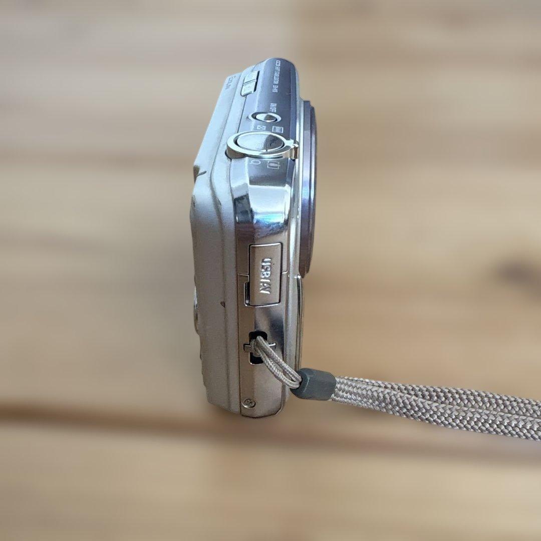 動作未確認 CASIO EXILIM EX-H15 デジカメ 10x カシオ