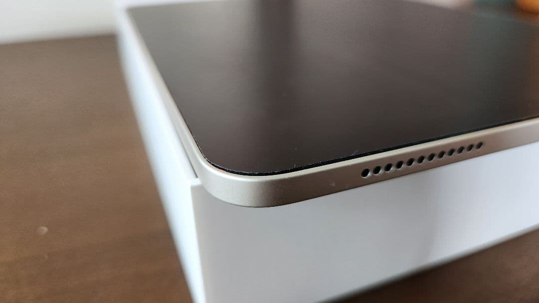 iPad Air (M2) 11インチ Wifi 128GB スターライト