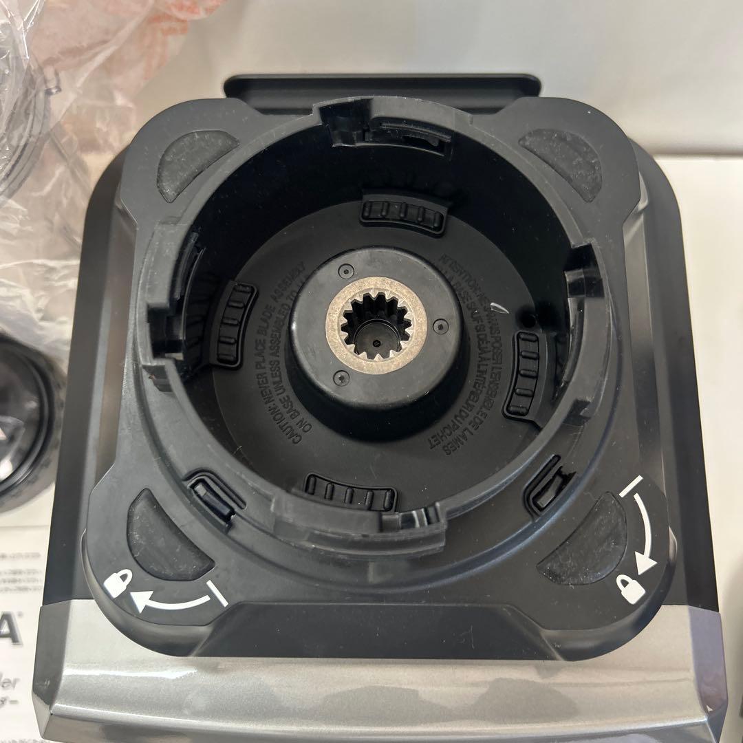 NINJA ニンジャ アルティマブレンダー　BL810J