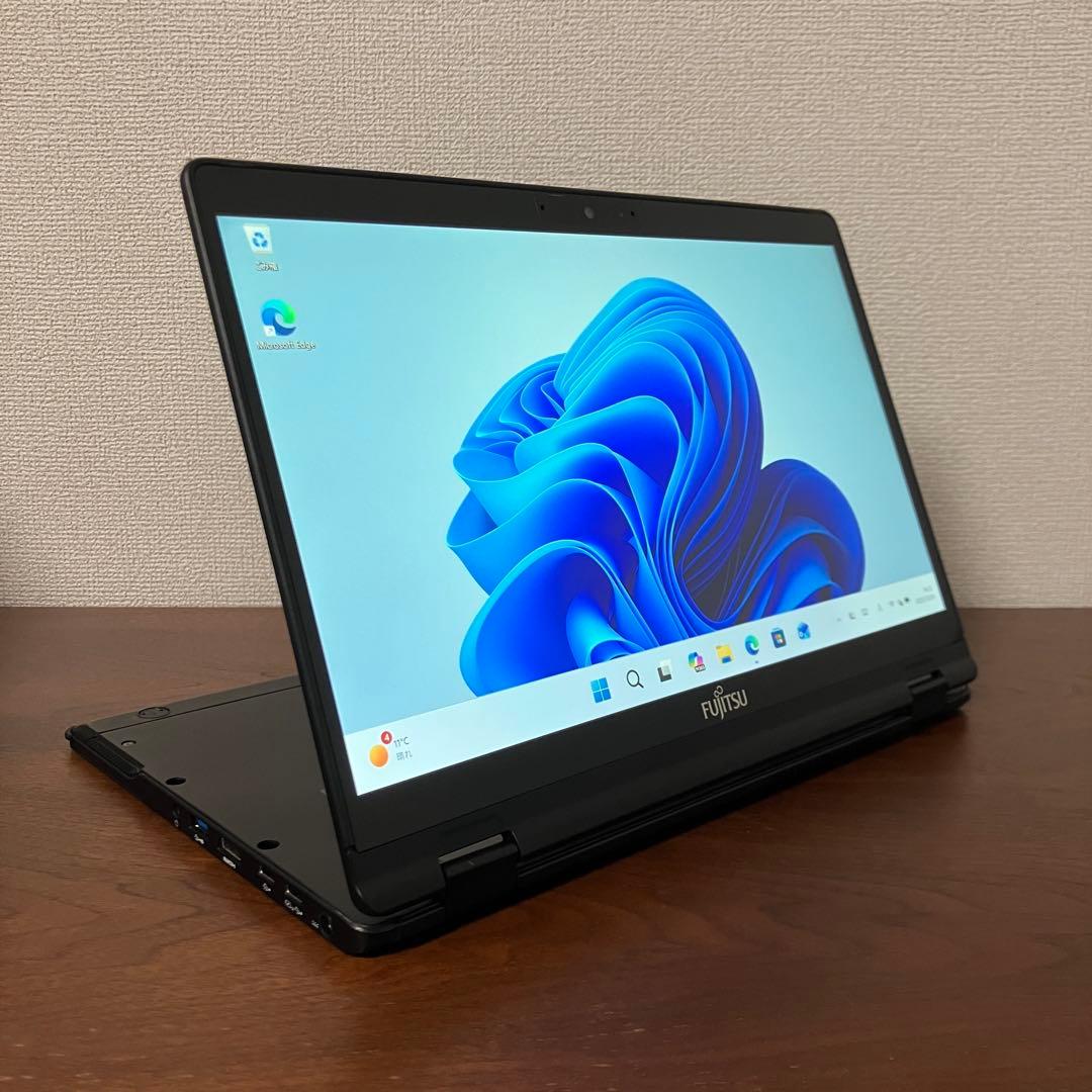 2in1タッチパネル LIEEBOOK U9310X 10世代i5 256GB