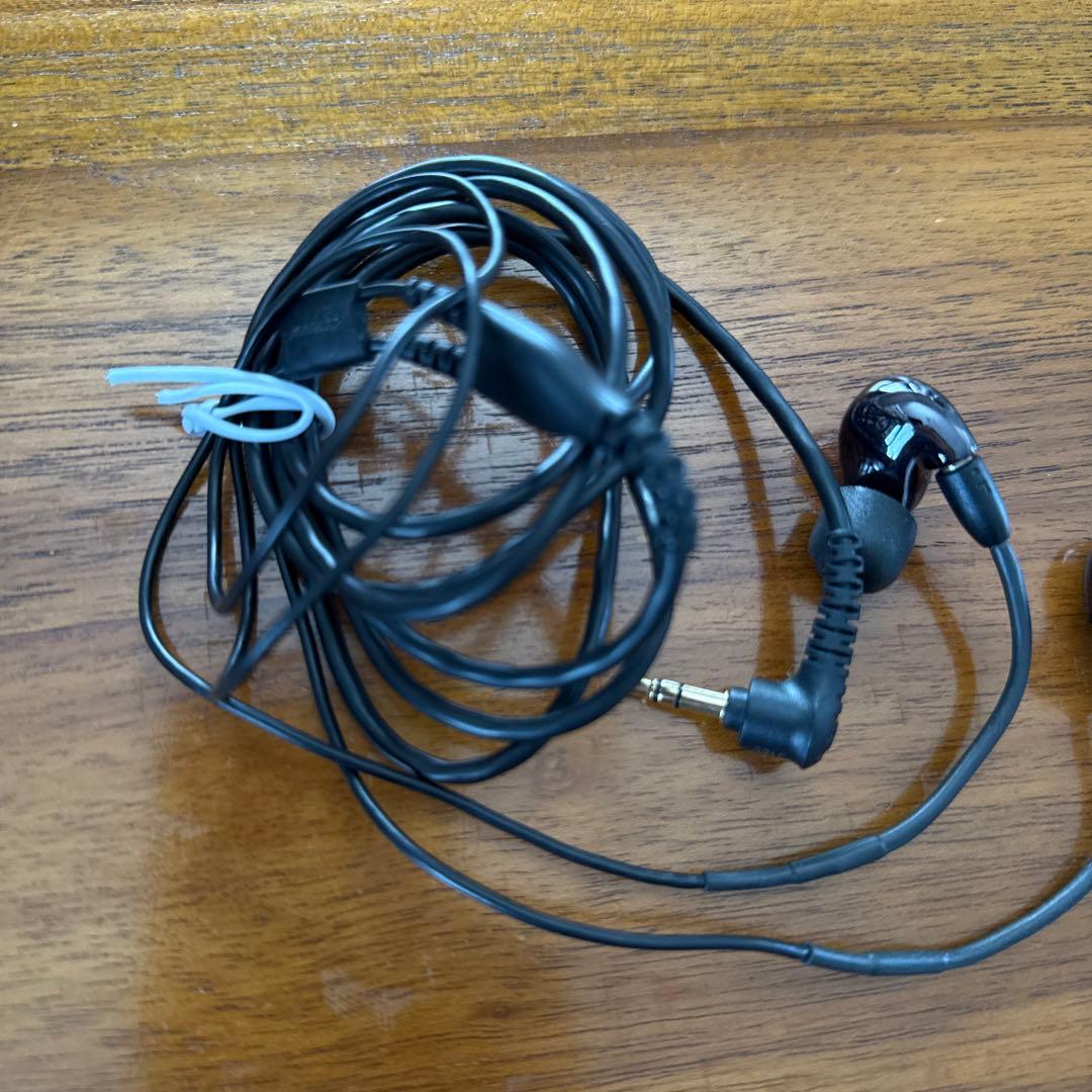 SE846 SHURE シュア　高遮音性イヤホン　美品