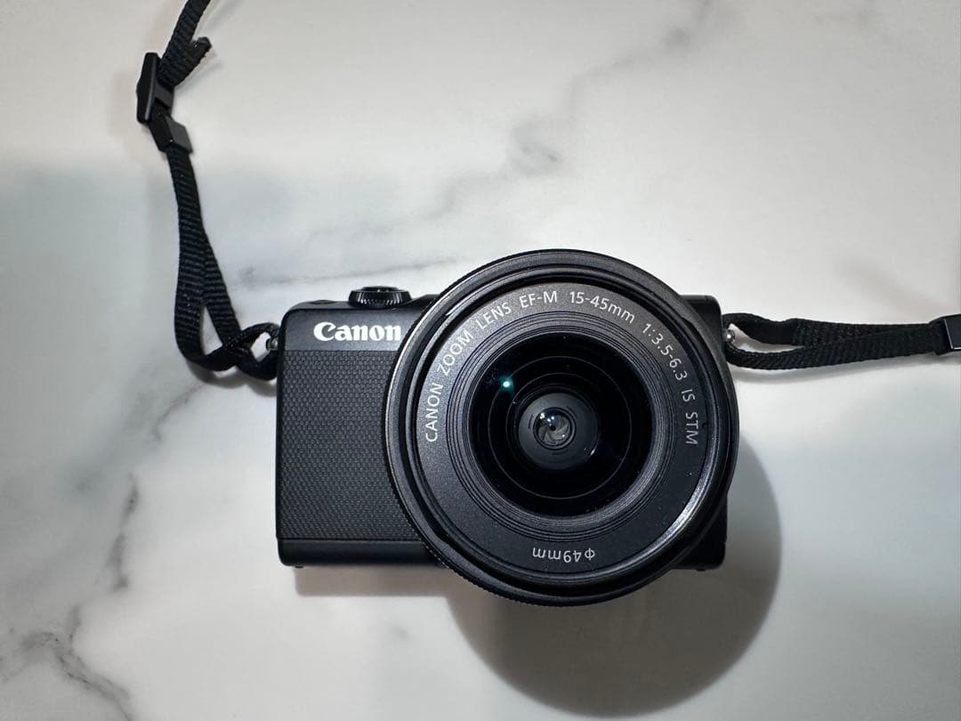 【美品】Canon EOS M100 ダブルズームレンズキット バッグ付き
