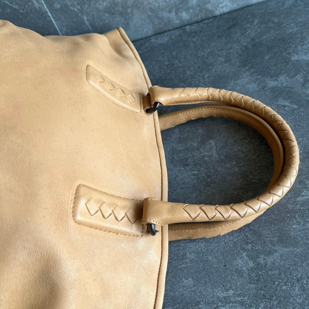 ⭐️BOTTEGA VENETA⭐️ボッテガヴェネタ イントレチャート