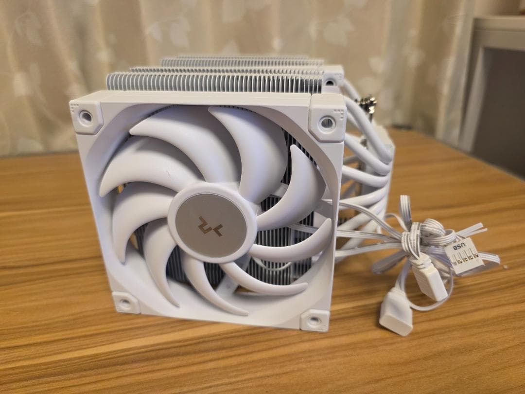 Deepcool AK620 DIGITAL PRO WH CPUクーラー