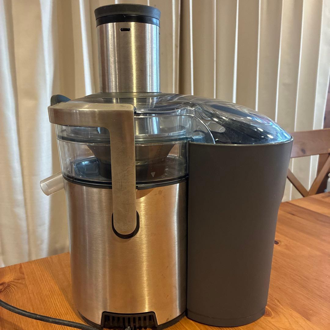 Breville ジューサー