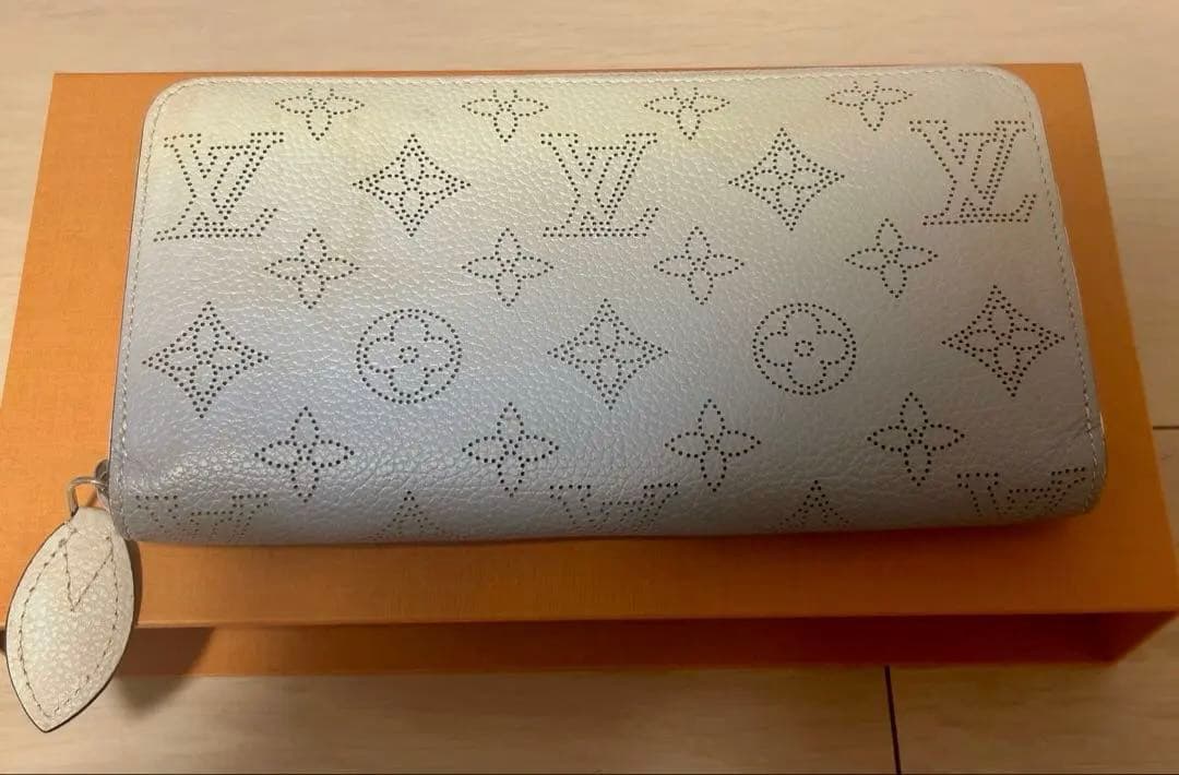 ニ*読様 ルイヴィトン ジッピーウォレット ブルーグラデーション マヒナ