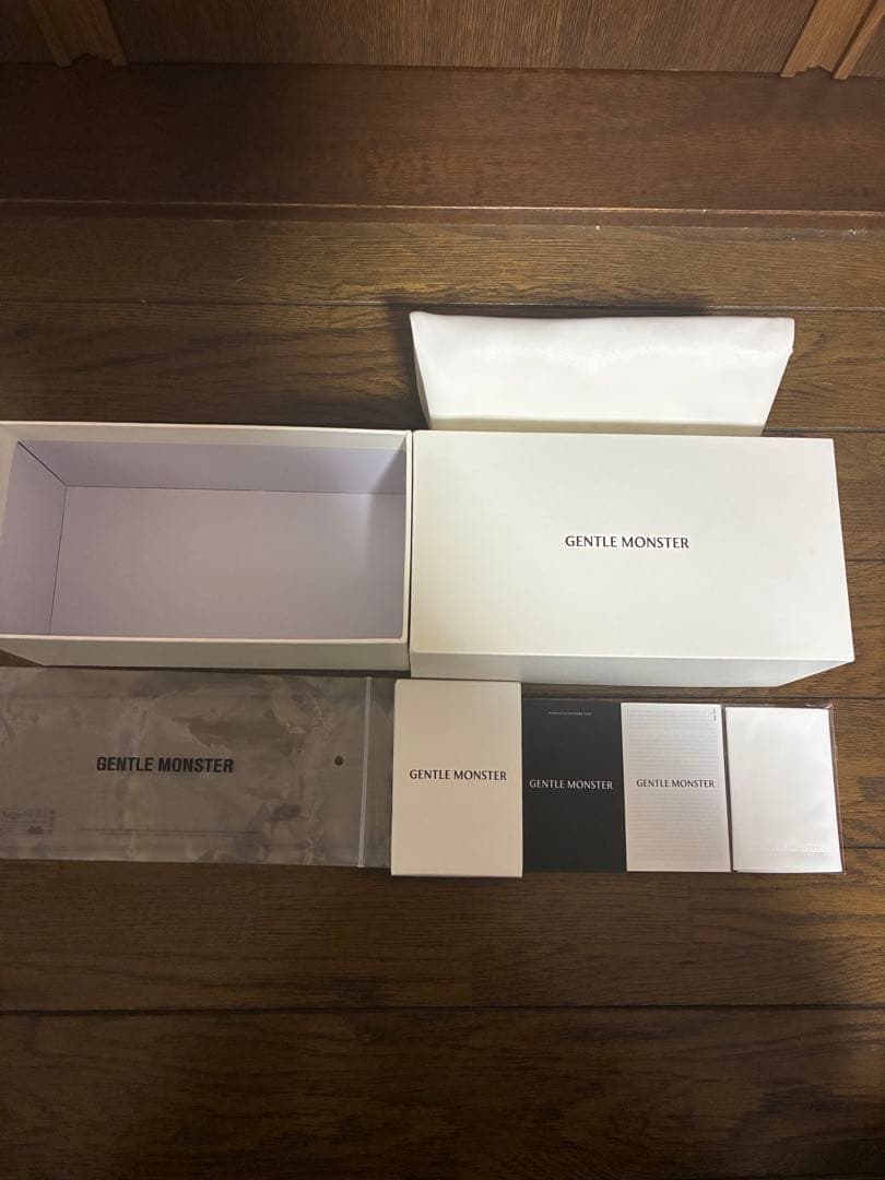 小物 gentle monster DADA