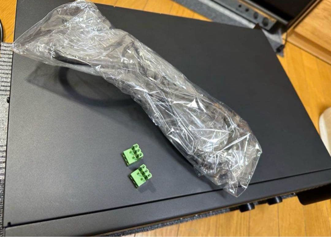 AMCRON DSi2000 アンプ 本体 保護ケースつけ 値下げ中