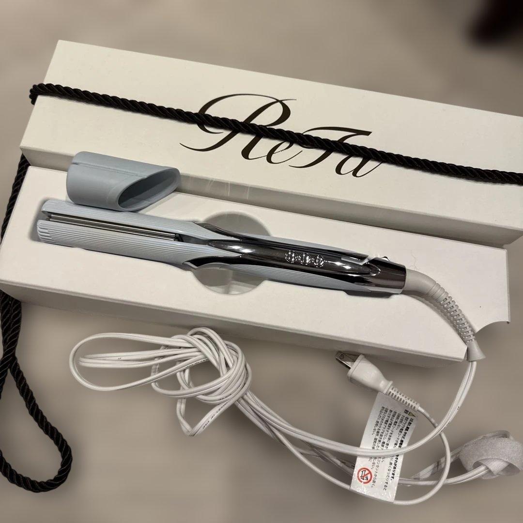 2023年ReFa ストレートヘアアイロン ホワイト