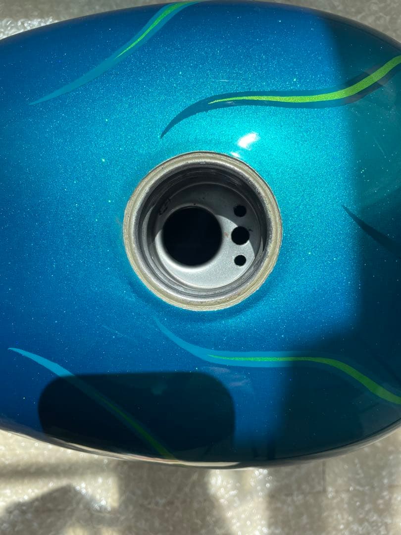 スポーツスター　社外タンク　バイクタンク　チョッパー　エボ　ハーレー