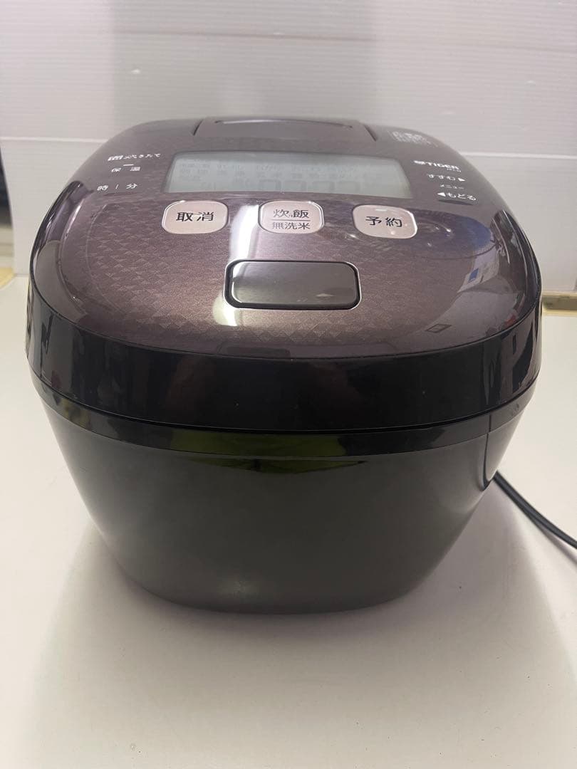 炊飯器 タイガー魔法瓶 IH炊飯ジャー　10合 １升JPI-H180TD