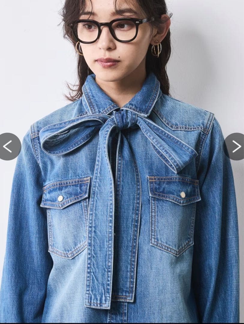 綿100％ライトオンスデニムリボンタイ付シャツ