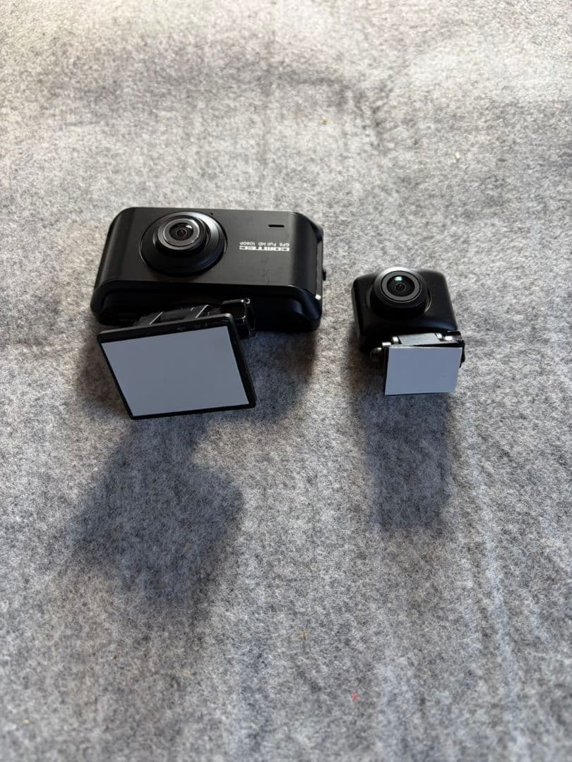 コムテック　ドライブレコーダー COMTEC　2カメラ　前後　ZDR035