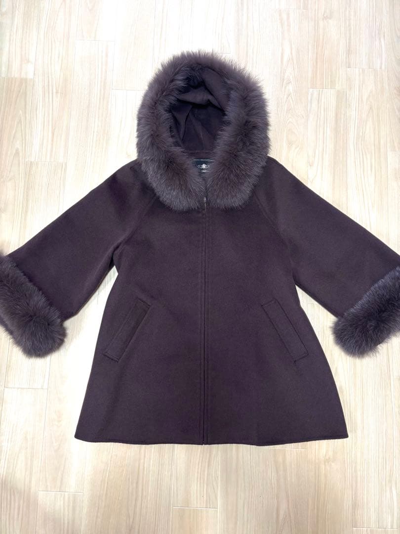 美品 グレースコンチネンタル ポンチョ風トリミングコート 忘年会 結婚式