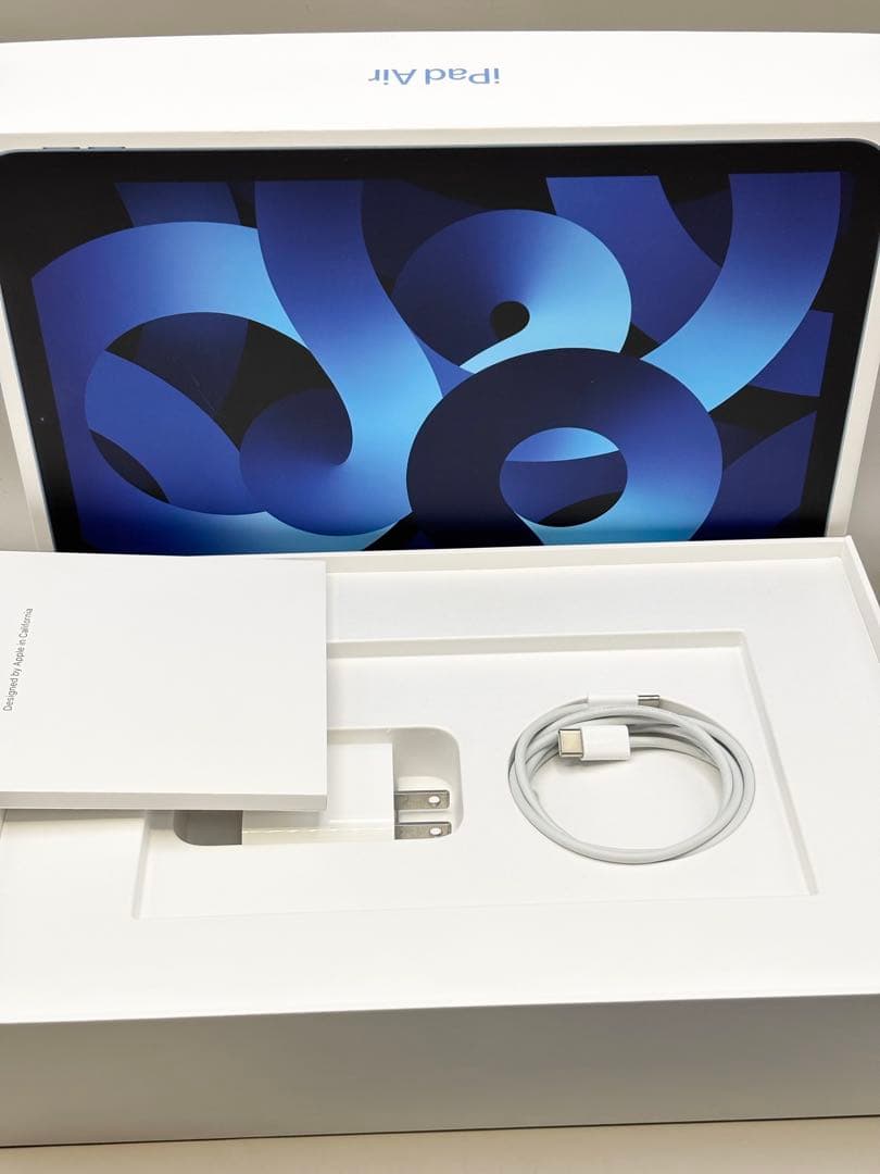 【*ぴ様 iPad Air 10.9インチ 第5世代 Wi-Fi MM9E3J/