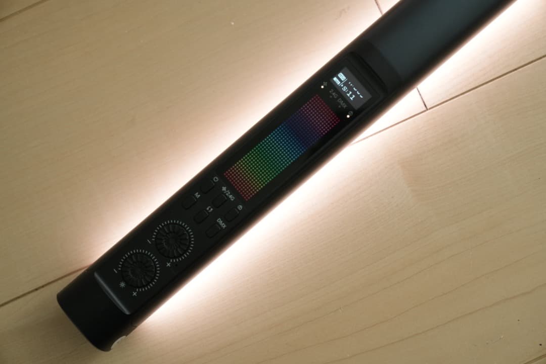 n*v様 送料込みNEEWER LEDライトセット 本体・ケース・付属品 TL6