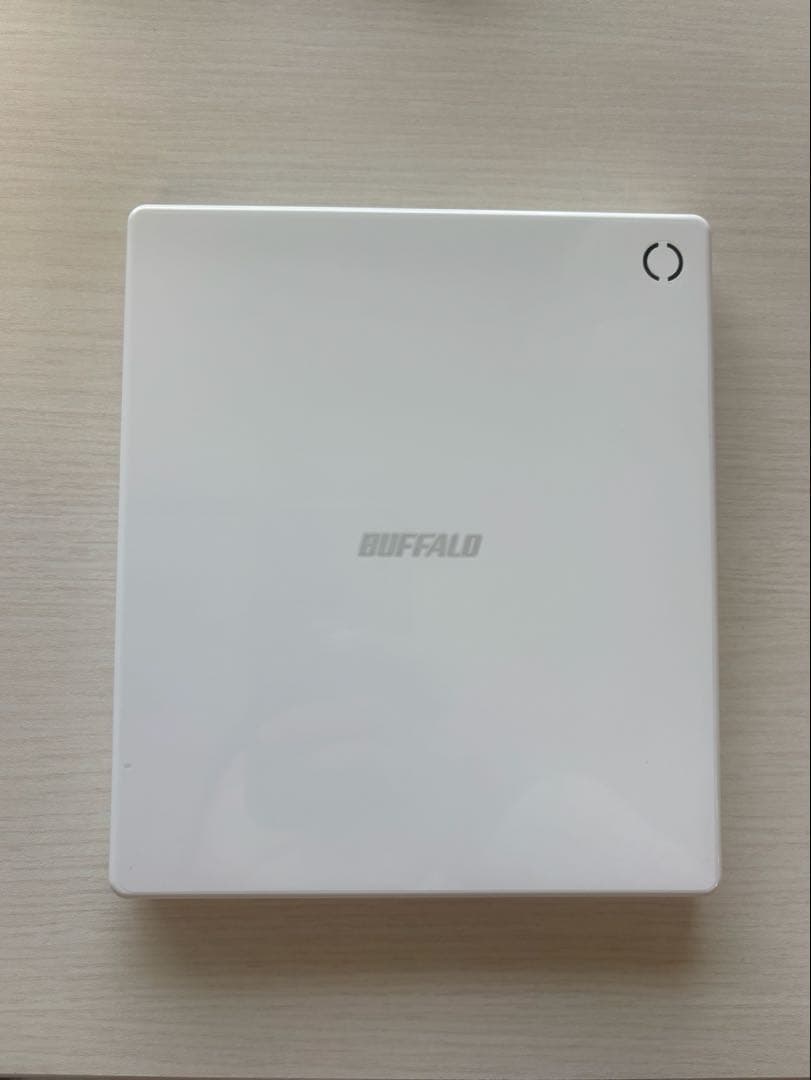 BUFFALO CD/DVDドライブ ホワイト　ラクレコ