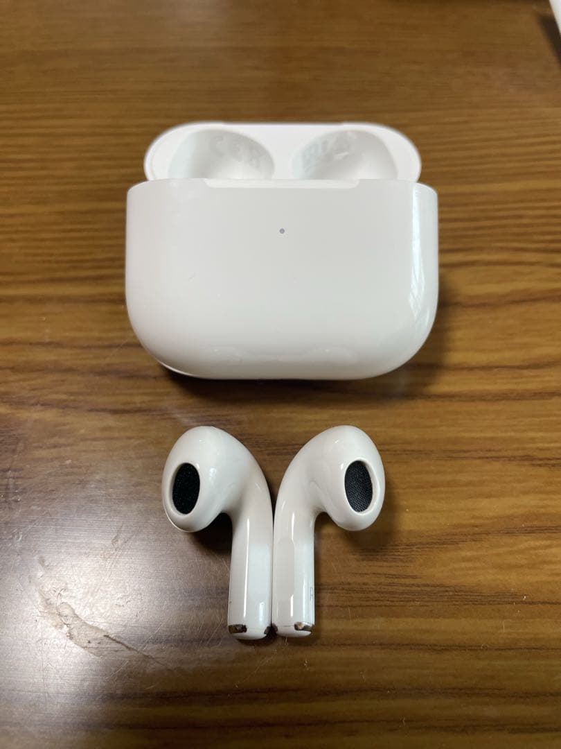 【即日発送】AirPods 第3世代【極美品】