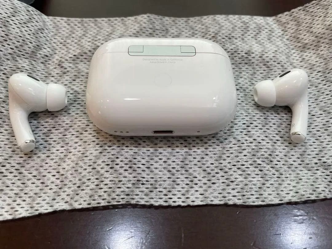 エアーポッズプロ2 AirPods Pro2 Lightning端子